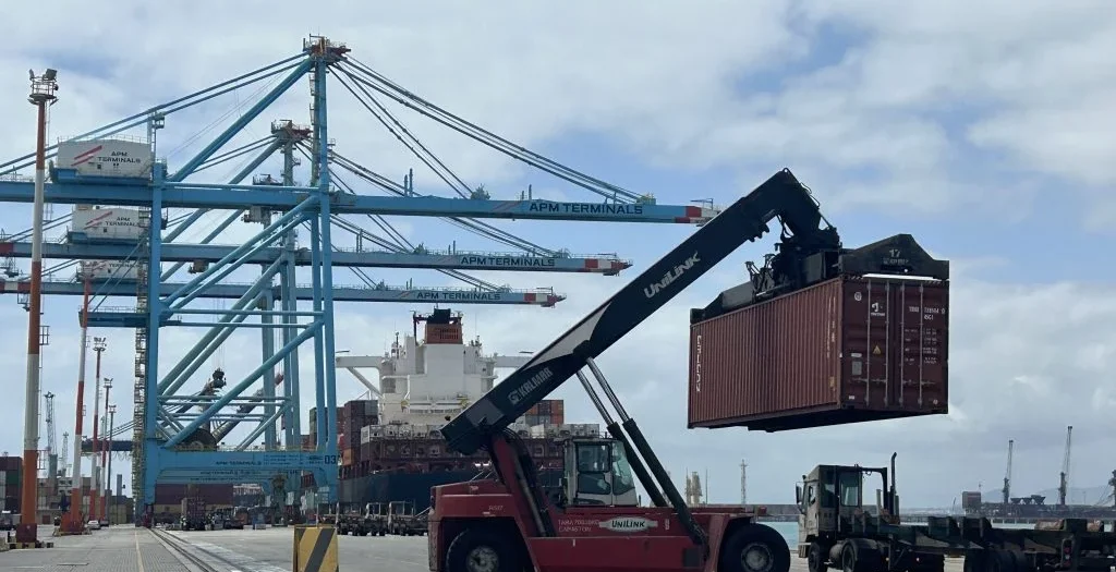 Foto por Complexo - Pecém Porto-de-pecem-implementos-rodoviarios